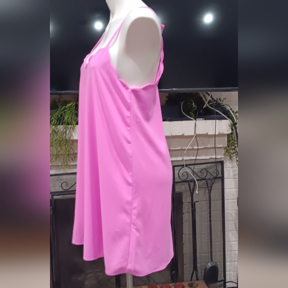 Very J Bubblegum Pink Scalloped Hem Flowy Mini Dress - Boutique Find Size Small - Picture 2 of 8